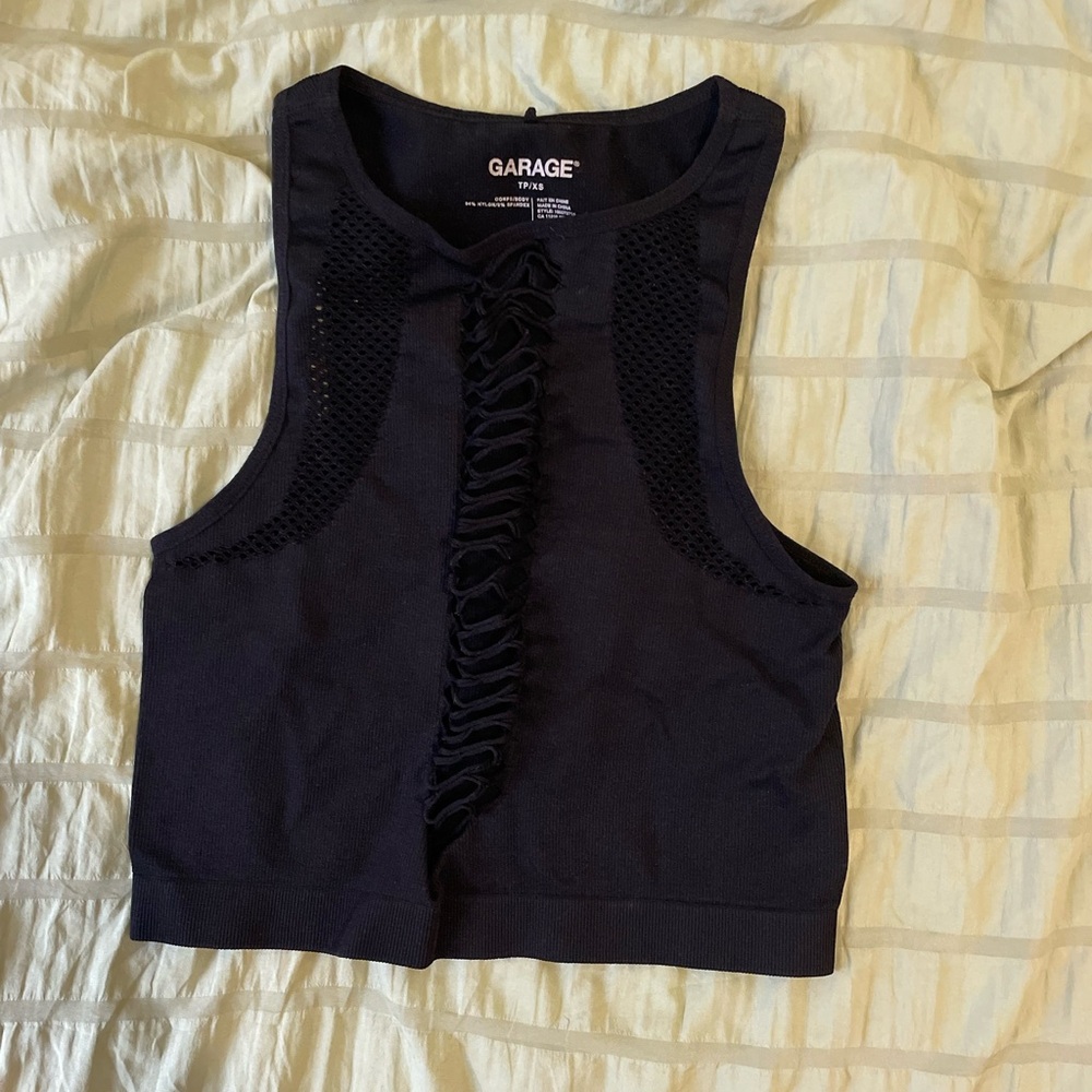Black Garage Top